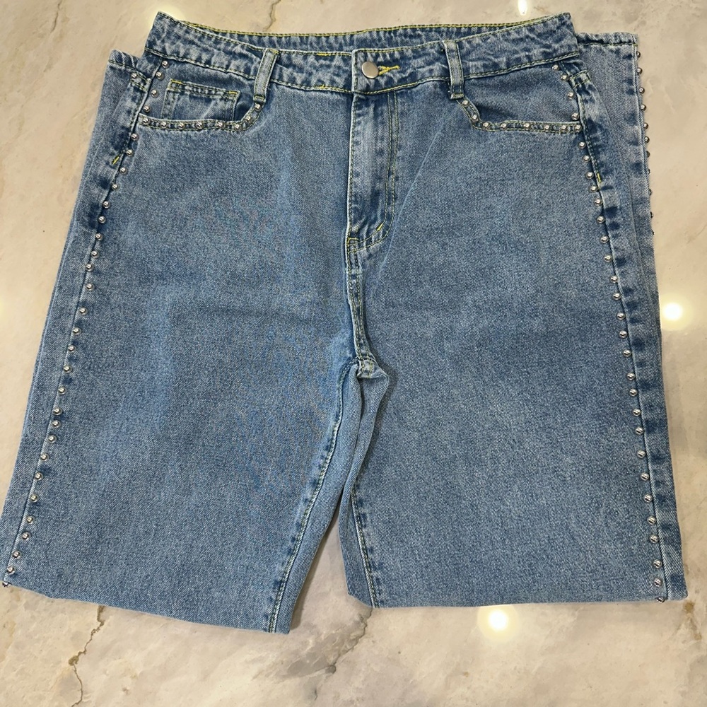 Classic Women’s Blue Denim Wide Leg Pant with Side and Pocket Silver Stud Detail